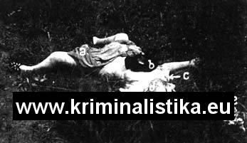 Zavražděná Marie Dvořáková na místě činu