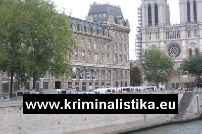 Sídlo pařížské policie - foto autor)